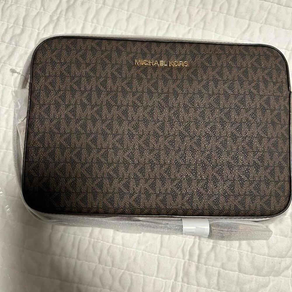 ✨ BNWT Michael Kors Jet Set Large East/West Crossbody – Style 35F8GTTC3B